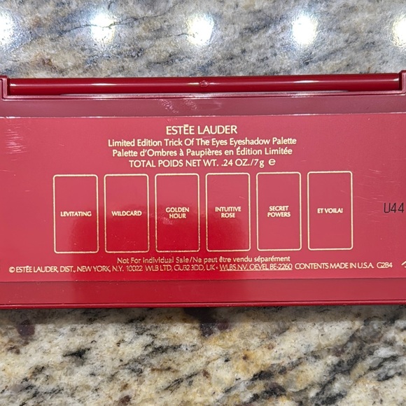 Estee Lauder Lip Gloss, & limited edition eyeshadow palette - Picture 6 of 6